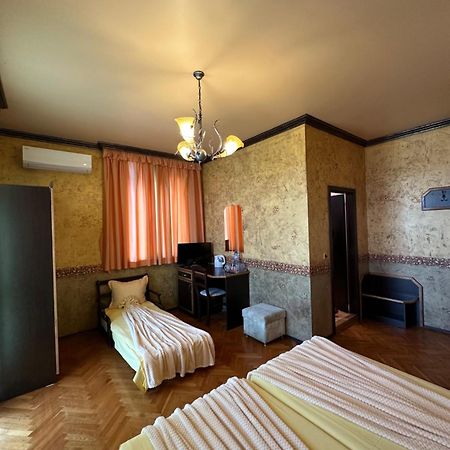 וליקו טורנובו Guesthouse Petra מראה חיצוני תמונה