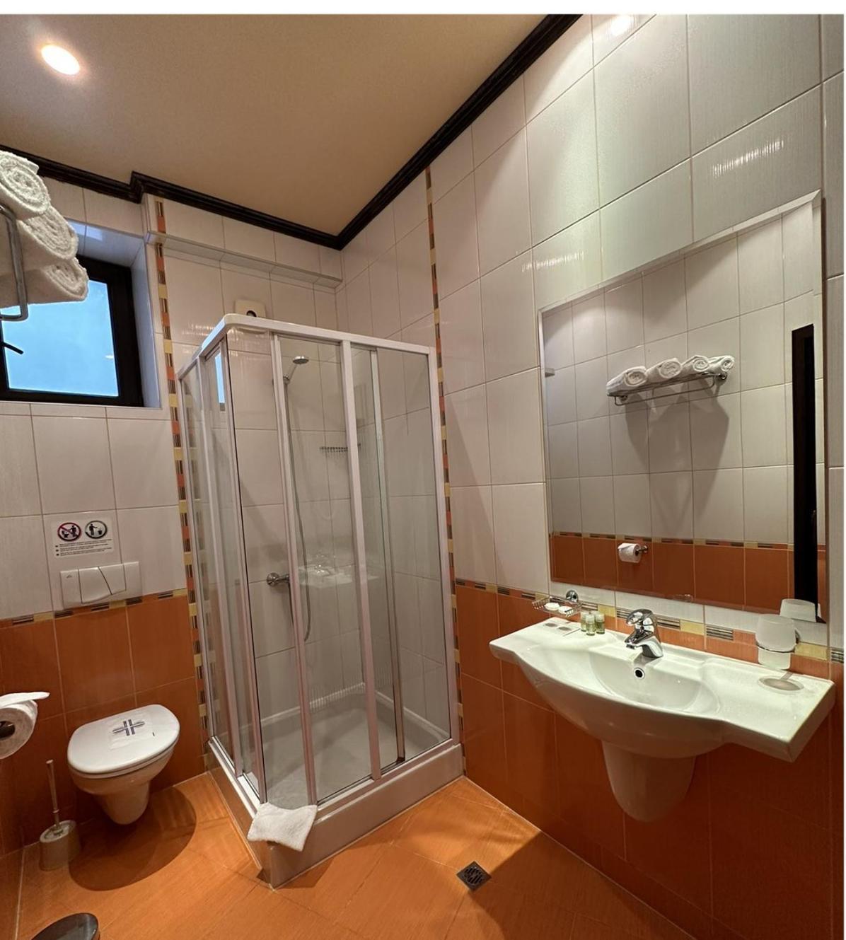וליקו טורנובו Guesthouse Petra מראה חיצוני תמונה