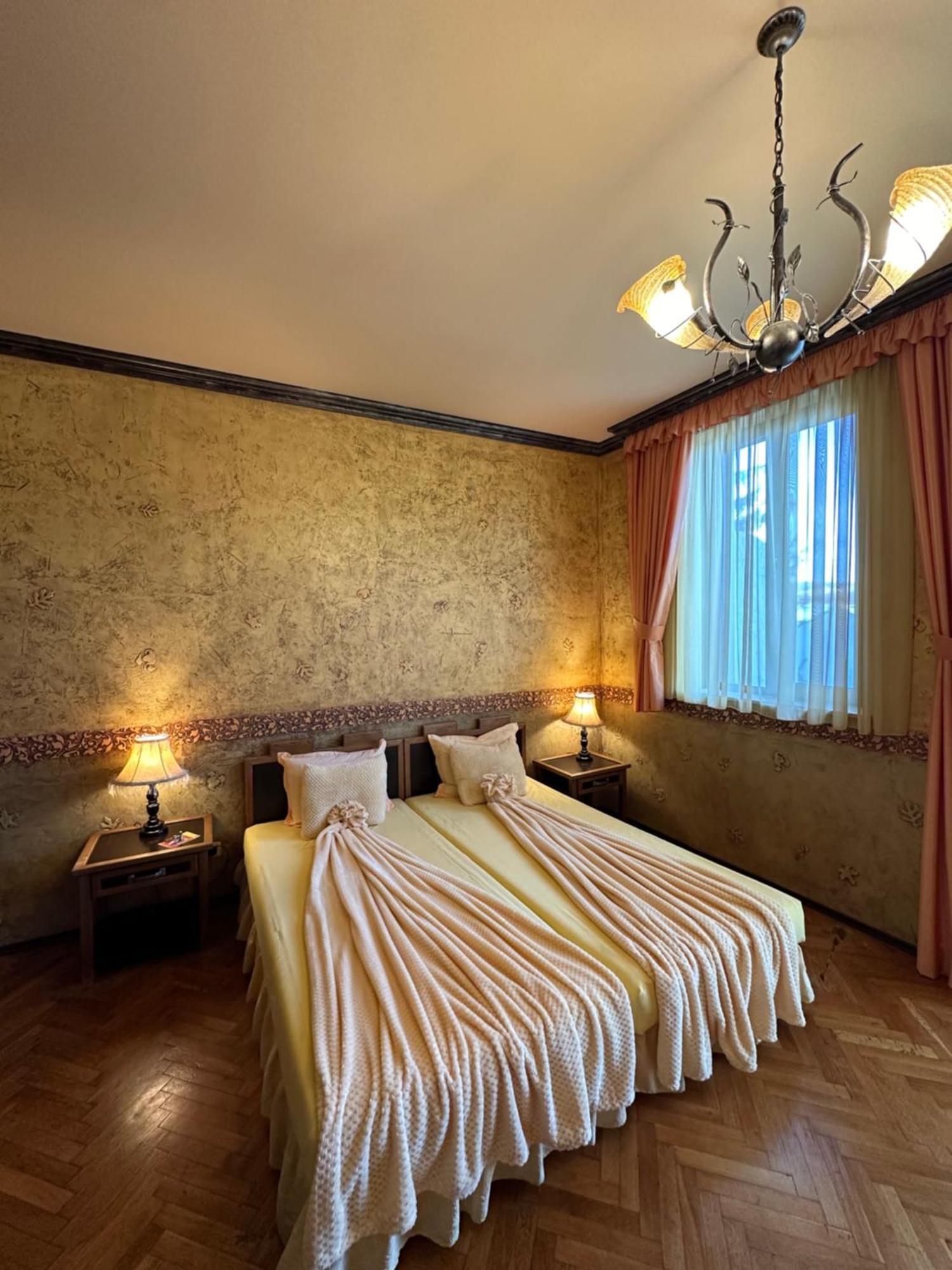 וליקו טורנובו Guesthouse Petra מראה חיצוני תמונה