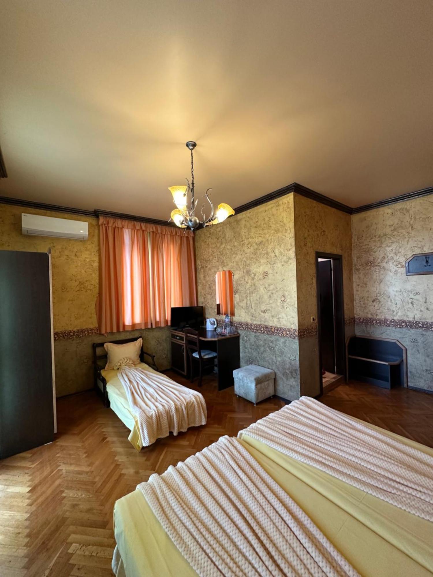 וליקו טורנובו Guesthouse Petra מראה חיצוני תמונה