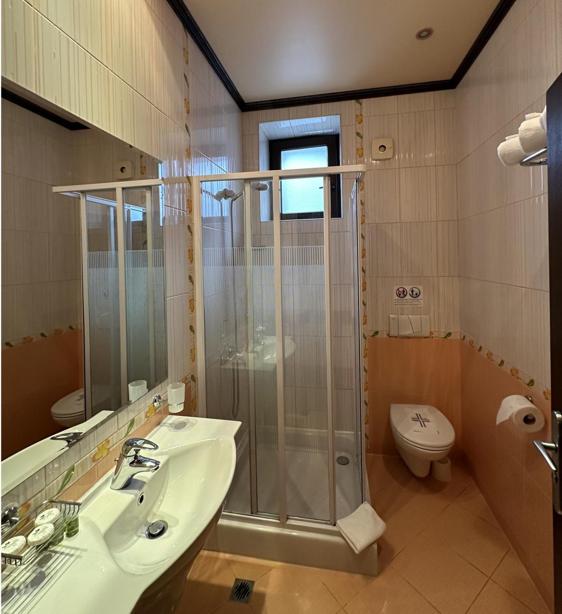 וליקו טורנובו Guesthouse Petra מראה חיצוני תמונה