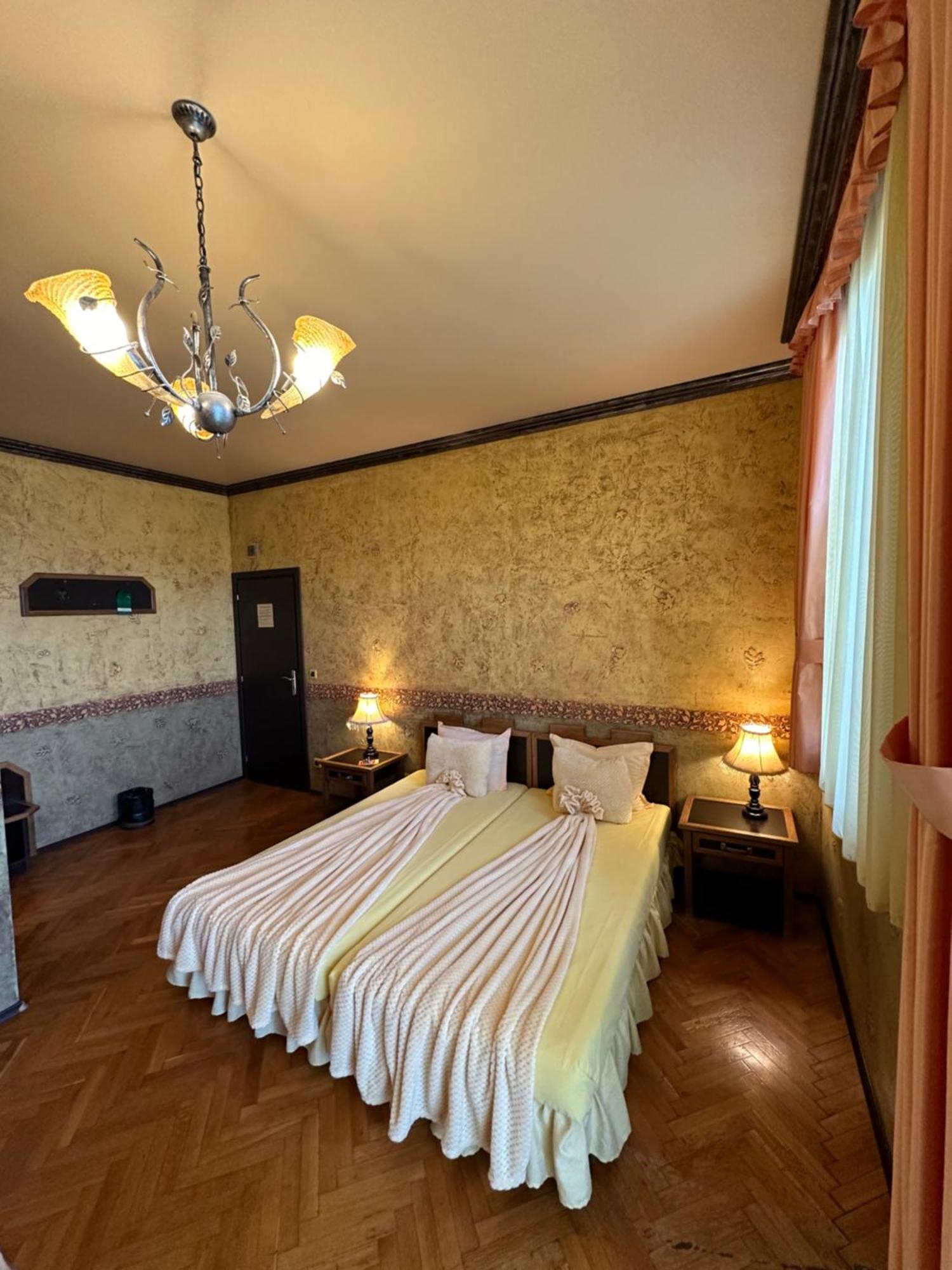 וליקו טורנובו Guesthouse Petra מראה חיצוני תמונה