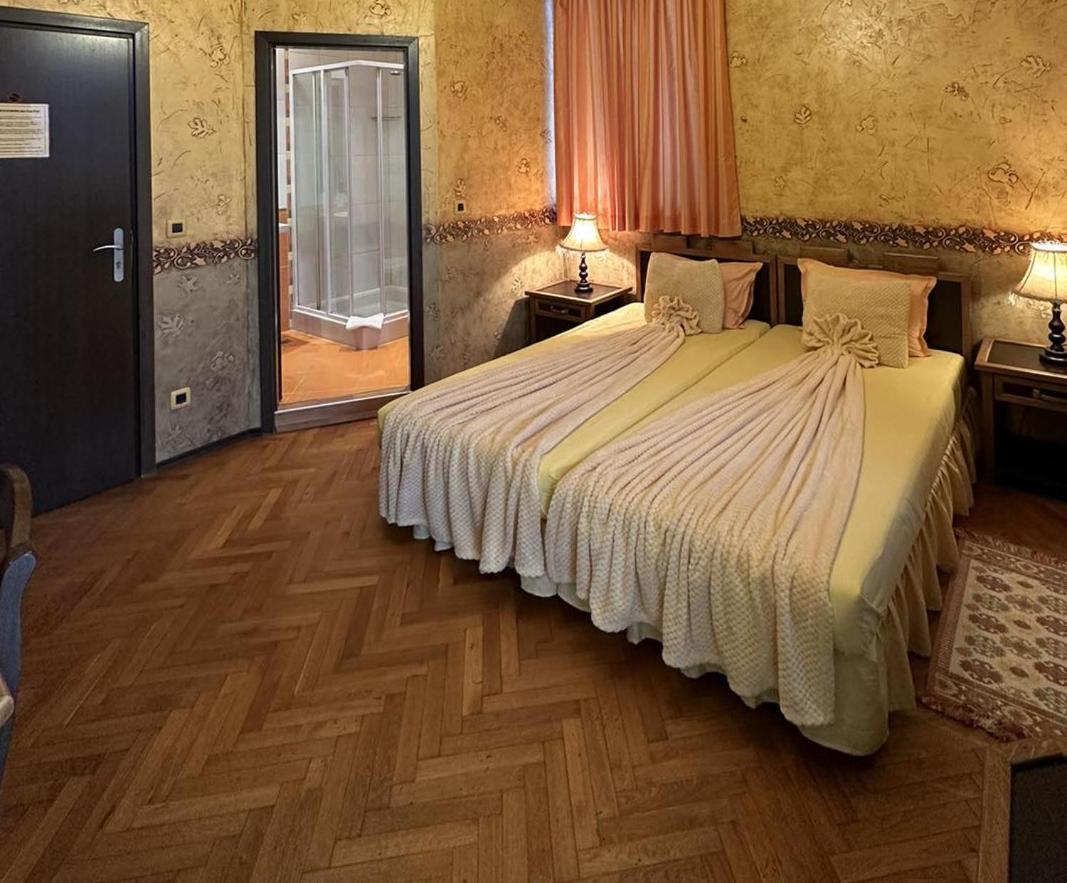 וליקו טורנובו Guesthouse Petra מראה חיצוני תמונה