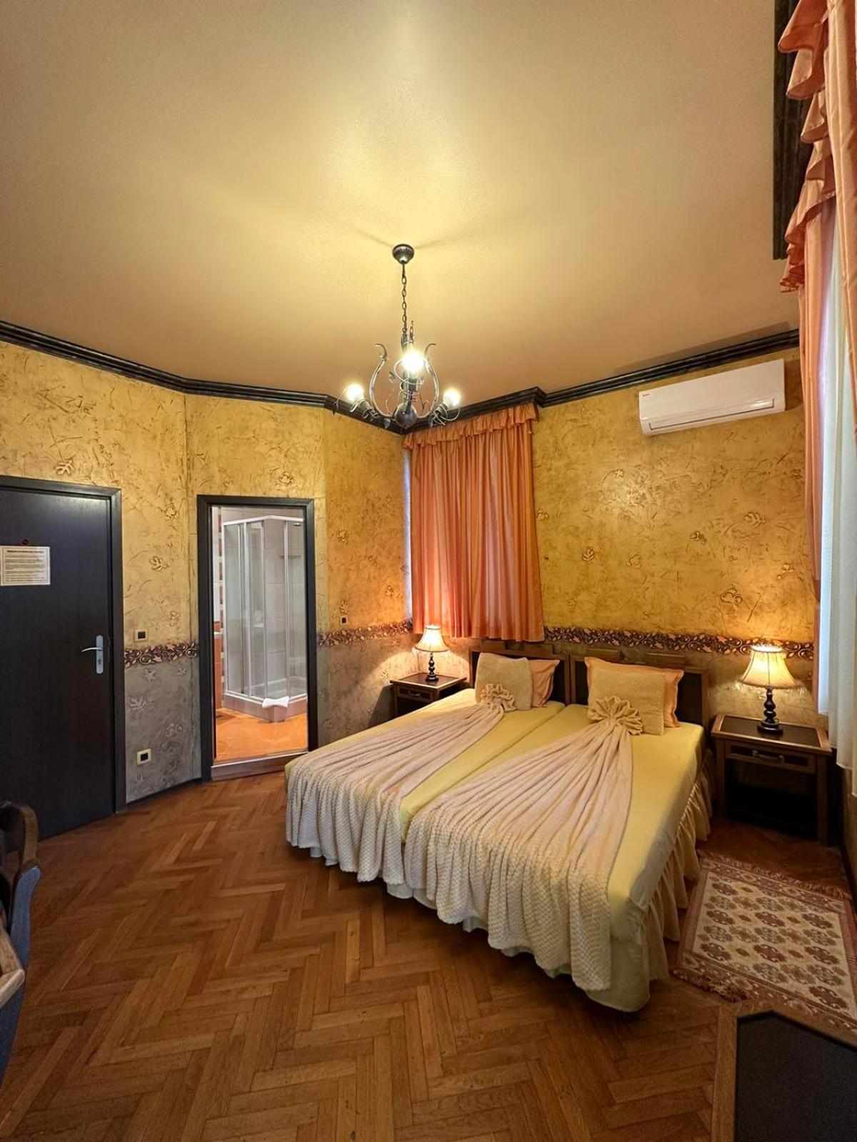 וליקו טורנובו Guesthouse Petra מראה חיצוני תמונה
