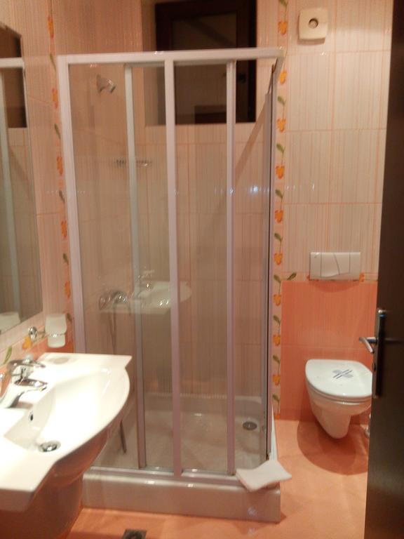 וליקו טורנובו Guesthouse Petra מראה חיצוני תמונה