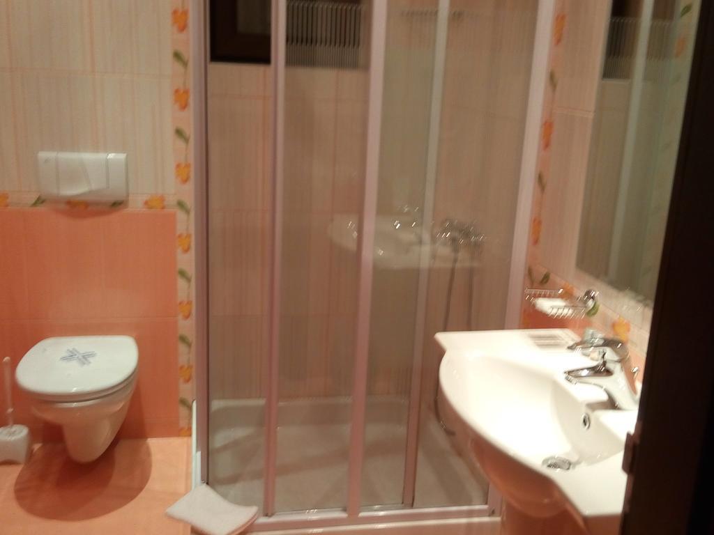 וליקו טורנובו Guesthouse Petra מראה חיצוני תמונה